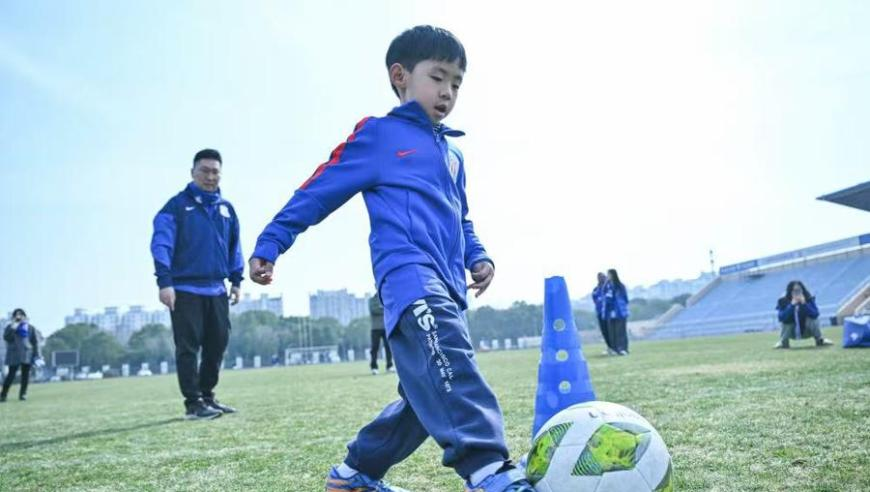 正版香港马会欲钱料免费大全,重庆发生一起交通事故致6死,成语解释落实可能存在的问题_经典版V5.65